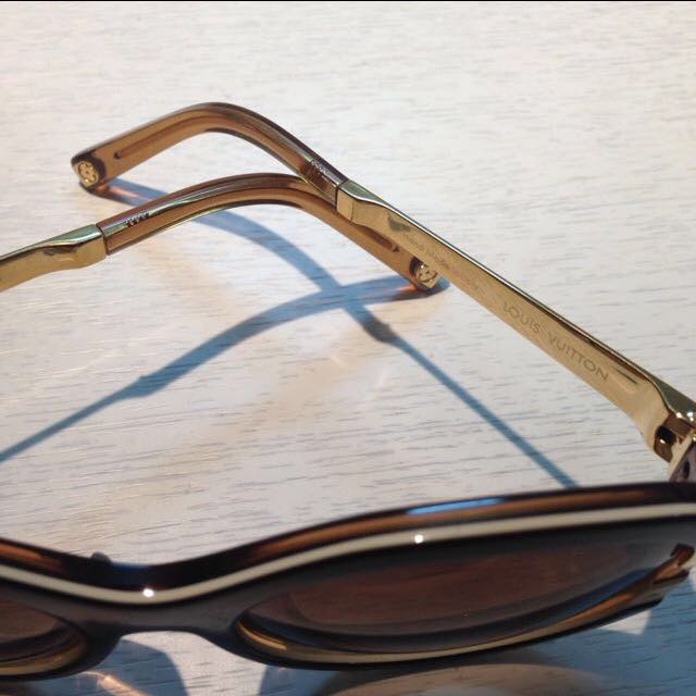 LOUIS VUITTON Petit Soupcon Cat Eye Z0487E Sunglasses Brown frame