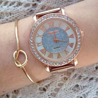 [RESERVED] Gold Knot Bracelet