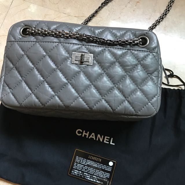 chanel medium camera bag