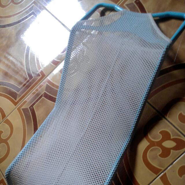 Bbaby Bath Net (Category: Other Baby Bathing & Changing Needs) located in Pasig City. Submitted by igustnik (Listing ID 96948350, Image 2). Description: .