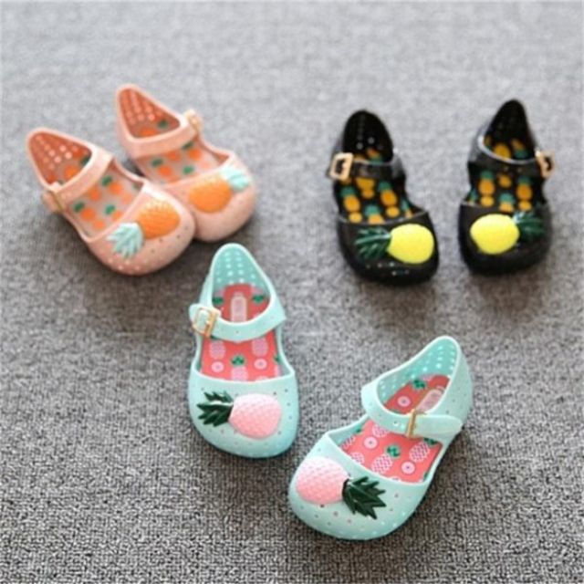 Sepatu Anak Perempuan Girl Shoes Crocs Pineapple Peach Olshop Fashion Olshop Pria Di Carousell
