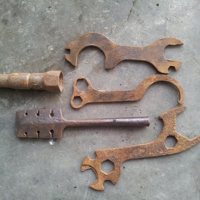 Vintage bicycle tools sales