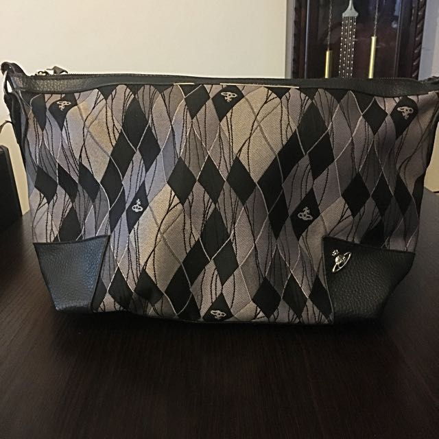 vivienne westwood sling bag