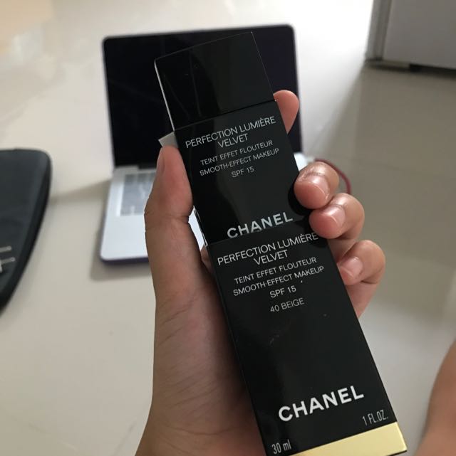 Chanel perfection lumiere velvet 40 beige Clearance
