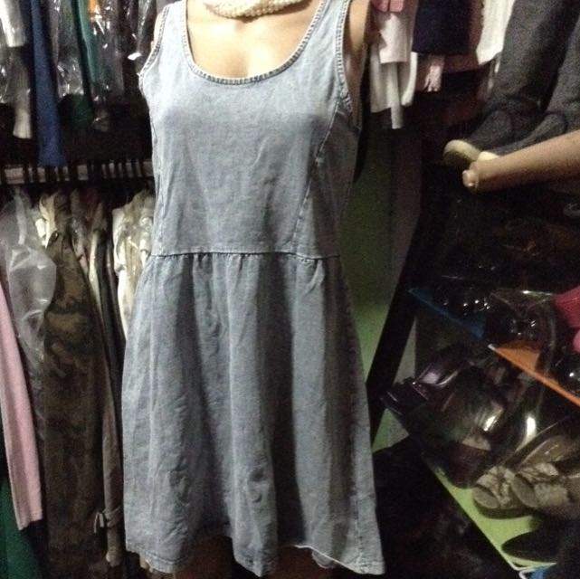 Cotton On Denim Dress (Category: Dresses) located in Manila. Submitted by goodgrace (Listing ID 97211950, Image 2). Description: .