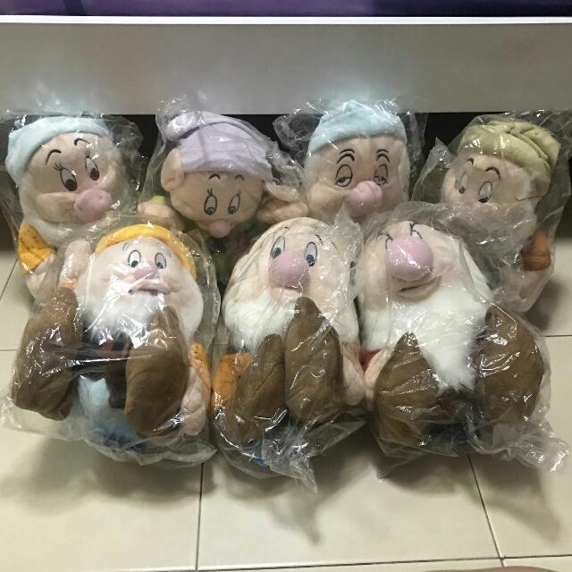 seven dwarfs soft toys