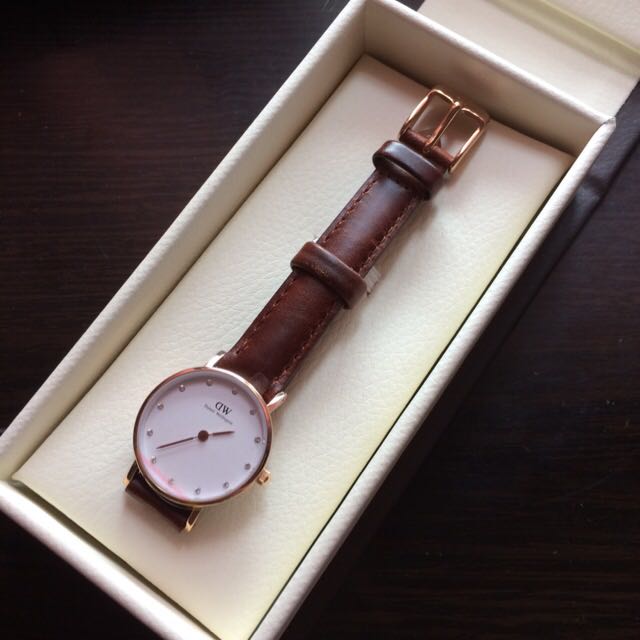 DW Classy St Mawes Women Mobile Phones Gadgets Wearables Smart Watches on Carousell
