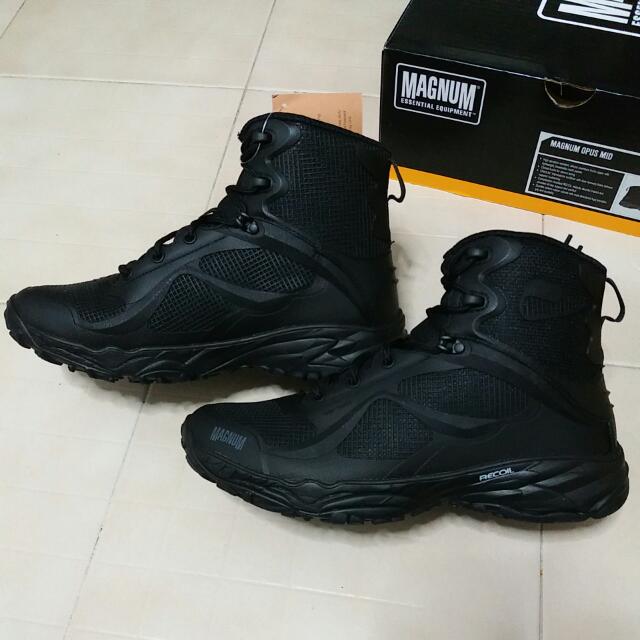 Magnum opus online mid boots