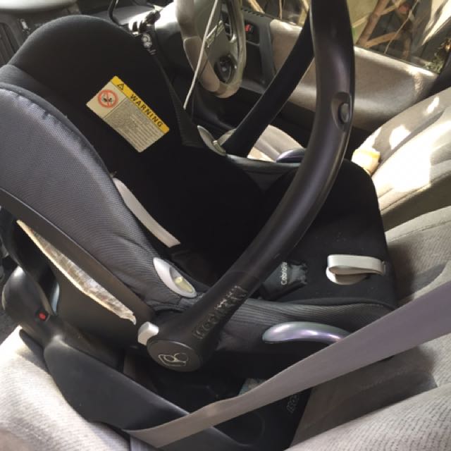 Maxi Cosi Baby Car Seat Rear Facing With Safety Base, Babies & Kids