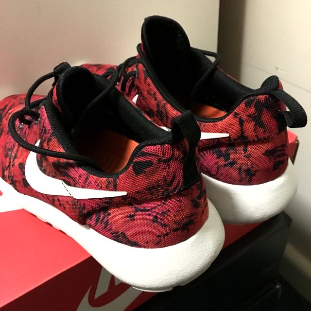 Nike roshe flower pattern new arrivals