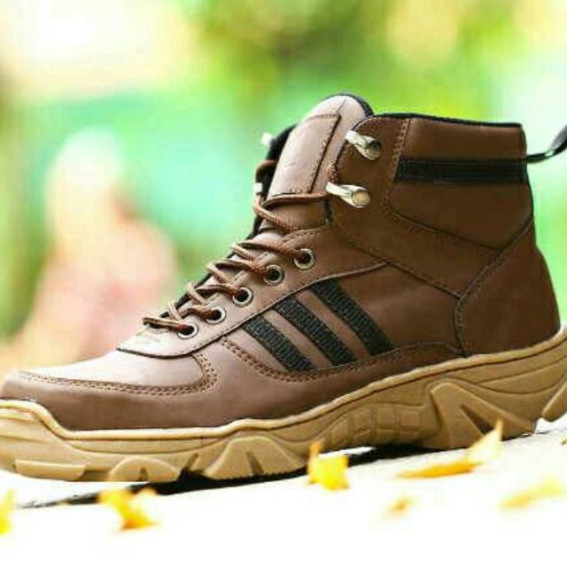 Sepatu safety shop adidas original