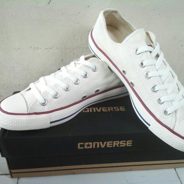 Sepatu Converse Ox Strip Merah Biru Plus Box Converse Olshop Fashion Olshop Pria Di Carousell