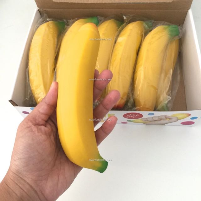stretchy banana squishy