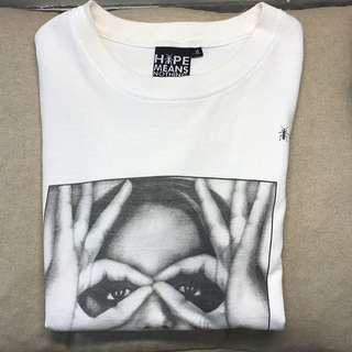 白色T-shirt