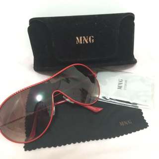 (Kategori: ) berada di . Dikirim oleh minaya.preloved (ID iklan 97389762, Gambar 1). Deskripsi: .