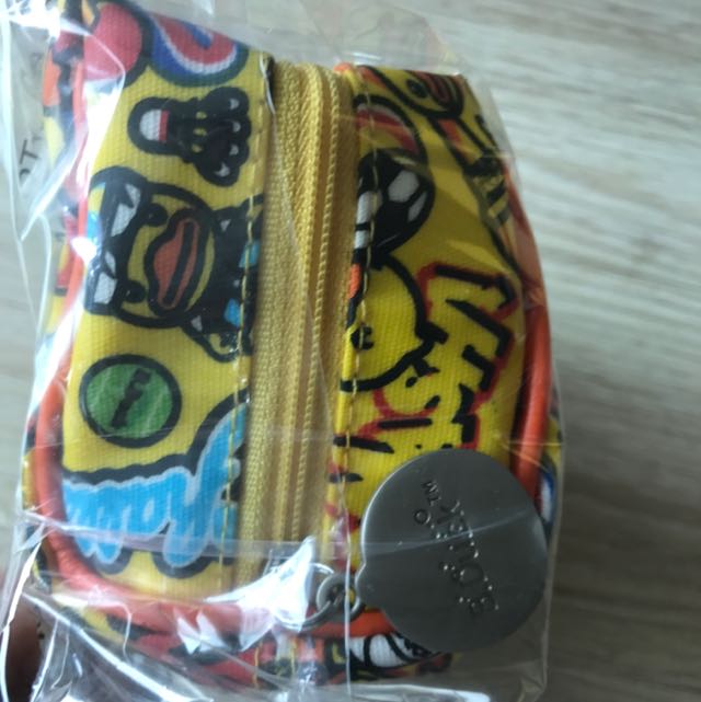 B Duck Multi-function Pouch （分類：長銀包）位於 Hong Kong。 由 kaka1001 提交（商品編號 97306522，圖片 3）。簡介： 。