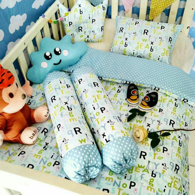 baby pillow and blanket