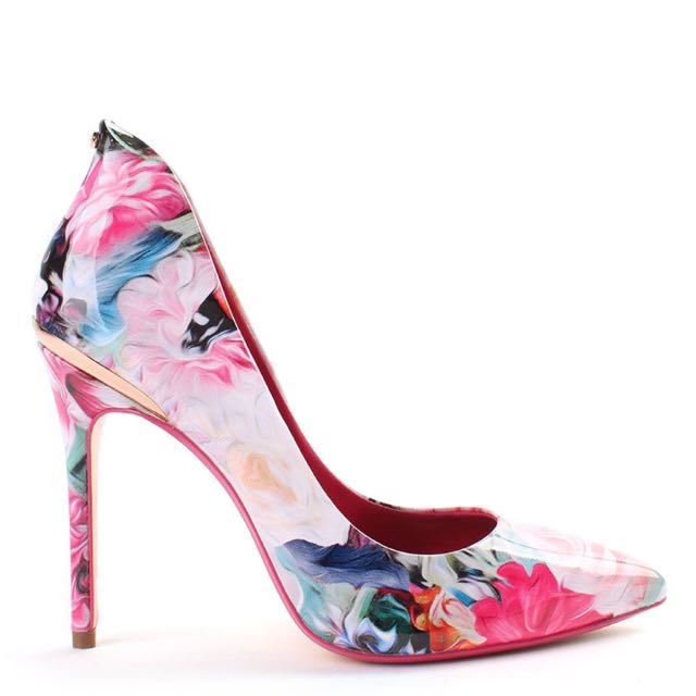 ted baker pale pink shoes
