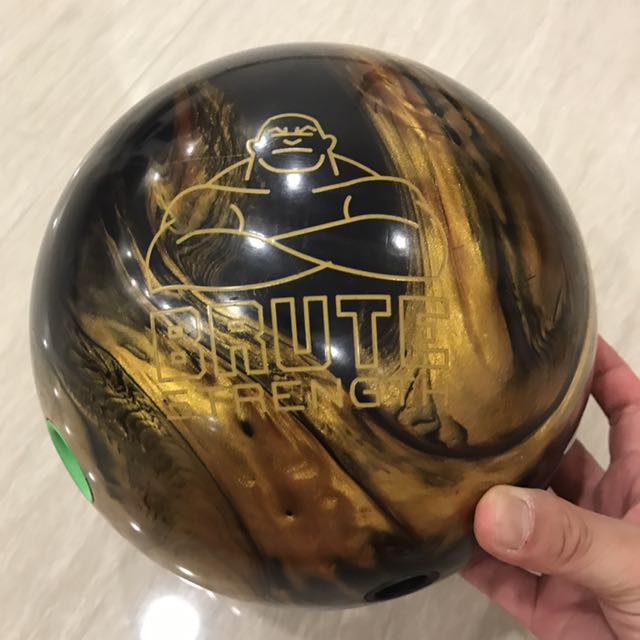 Bowling Ball (15 lbs) Brunswick Brute Strength, Sports Equipment