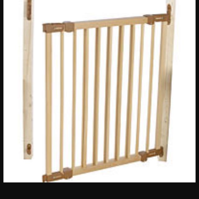 BRAND NEW PATRULL FAST SAFETY GATE IKEA, Babies & Kids, Babies & Kids