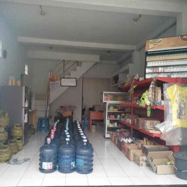 4000 Koleksi Gambar Rumah Tingkat Bawah Toko HD Terbaru