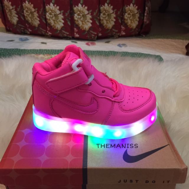 highlighted nike shoes