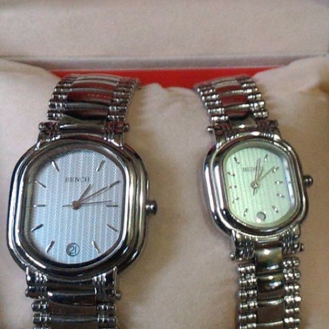 Original Bench International Couple Watch 名牌精品 精品手錶在旋轉拍賣