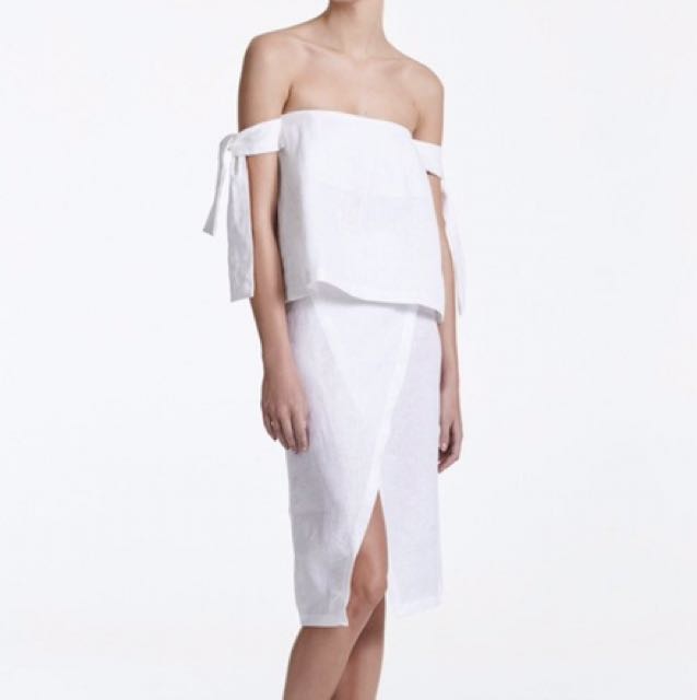 Sir Kobo Linen Strapless Top Women S Fashion Clothes On Carousell
