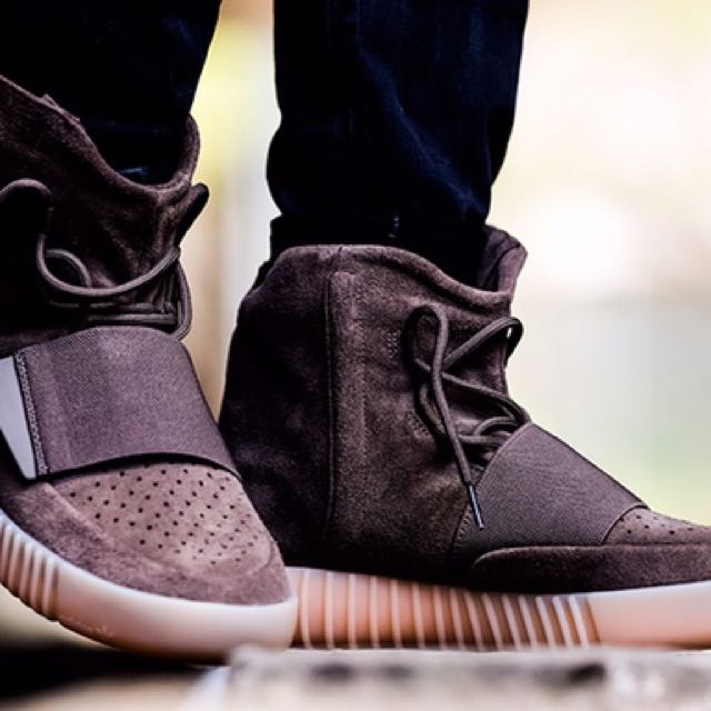 Yeezy 750 chocolate on feet clearance