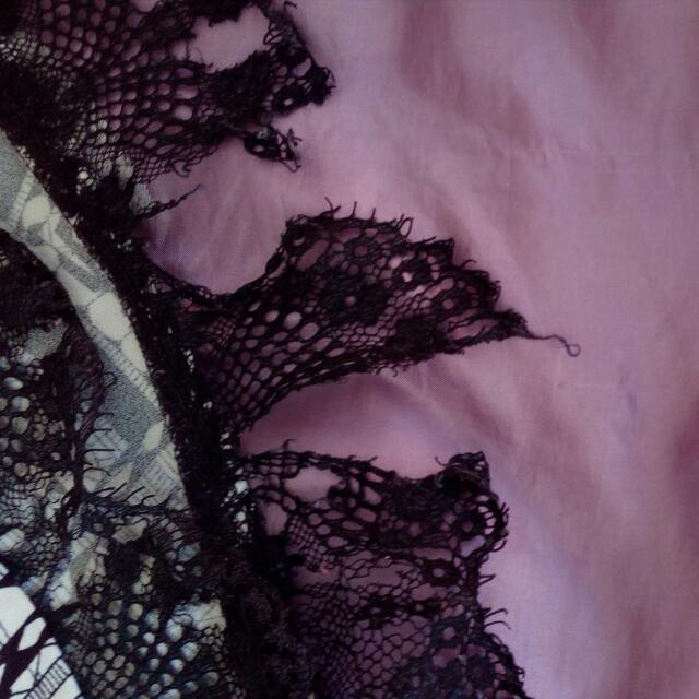 Paper Sciccors Pattern Shorts (Category: Clothes) located in Auckland. Submitted by moniketaylor (Listing ID 97479300, Image 2). Description: .