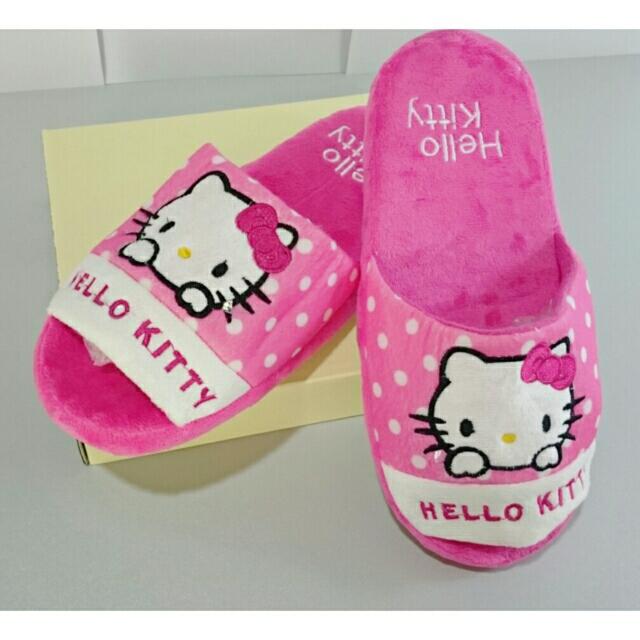 Sandal Kamar Hello Kitty Fesyen Wanita Sepatu Di Carousell