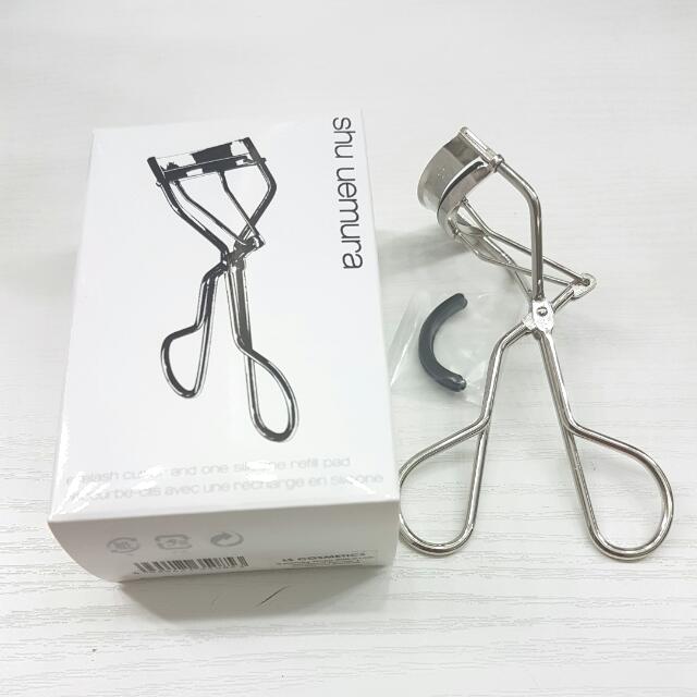 Shu Uemura Eyelash Curler New In Box Kesehatan Kecantikan Rias Wajah Di Carousell