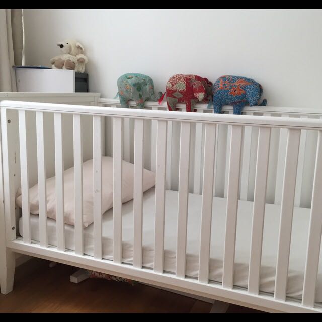 troll cot bed