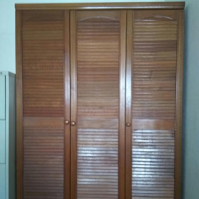 3 Door Wardrobe C W Drawers With Key Lock Furniture Shelves