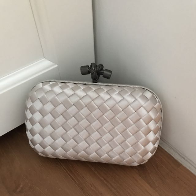 Bottega veneta store inspired clutch