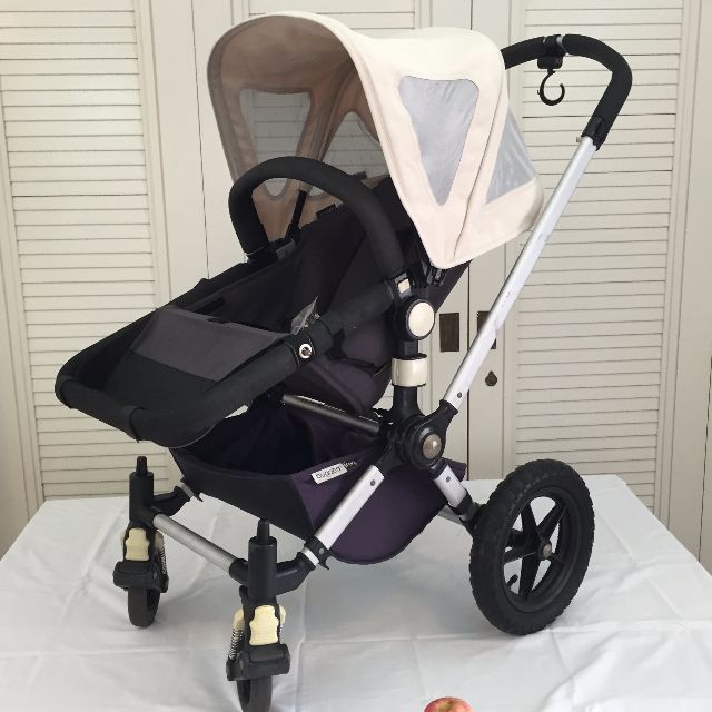 Frog pram shop