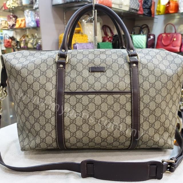 Gucci waterproof 2025 bag