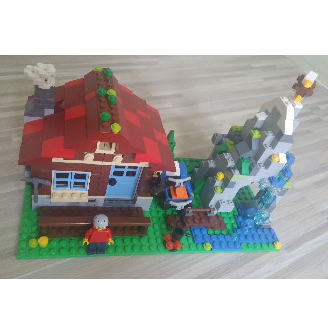 lego mountain hut