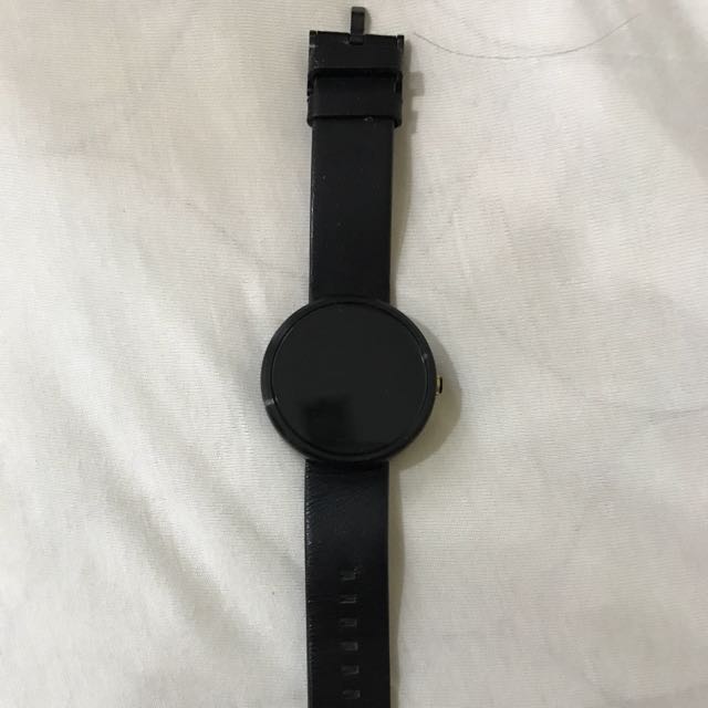 Moto 360 2025 v1