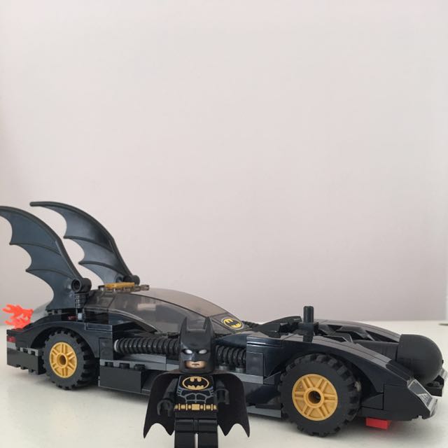 LEGO Batman 7781 The Batmobile - Two-Face's Escape