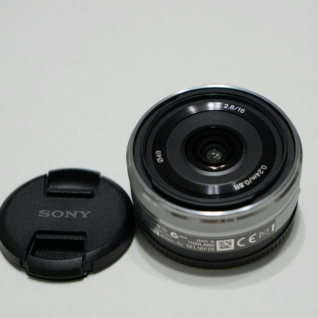 Sony SEL 16mm f2.8 E Mount Pancake Lens, Photography, Lens & Kits on Carousell