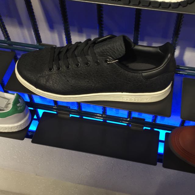 stan smith adidas black leather