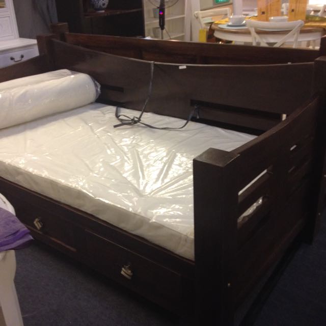 Teak Daybed Singapore Sofa Bed Chaise Lounge Low Price Warehouse Furniture On Carousell Annoncer med daybed teak på dba.