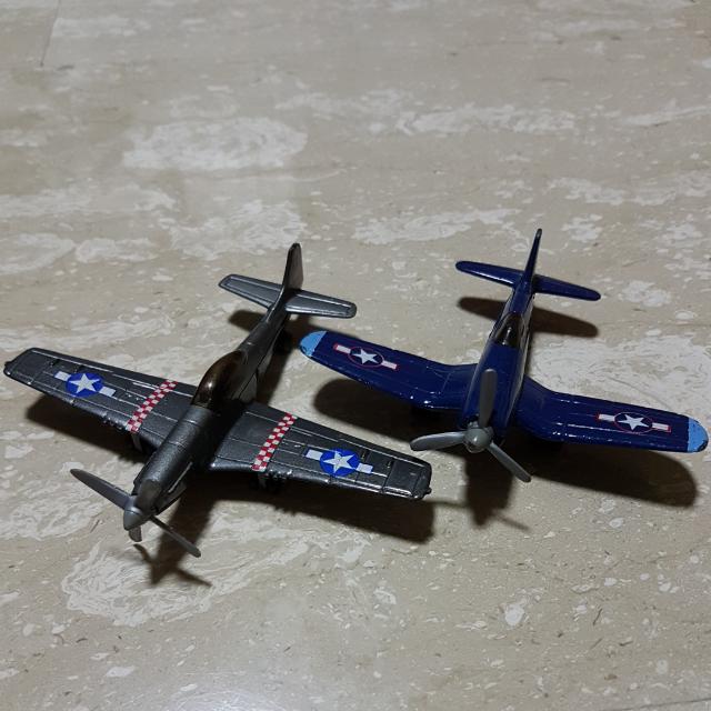 army airplane toys