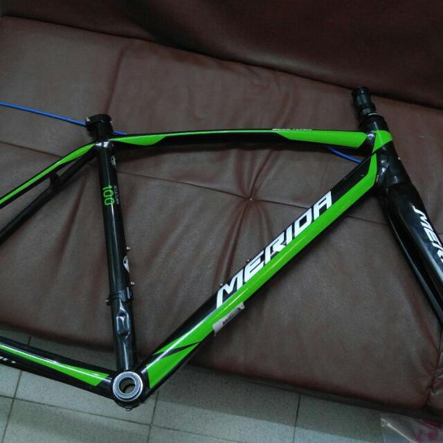 merida 100 scultura 2017