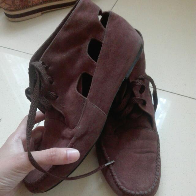 Sepatu Boots Elizabeth Fesyen Wanita Sepatu Di Carousell