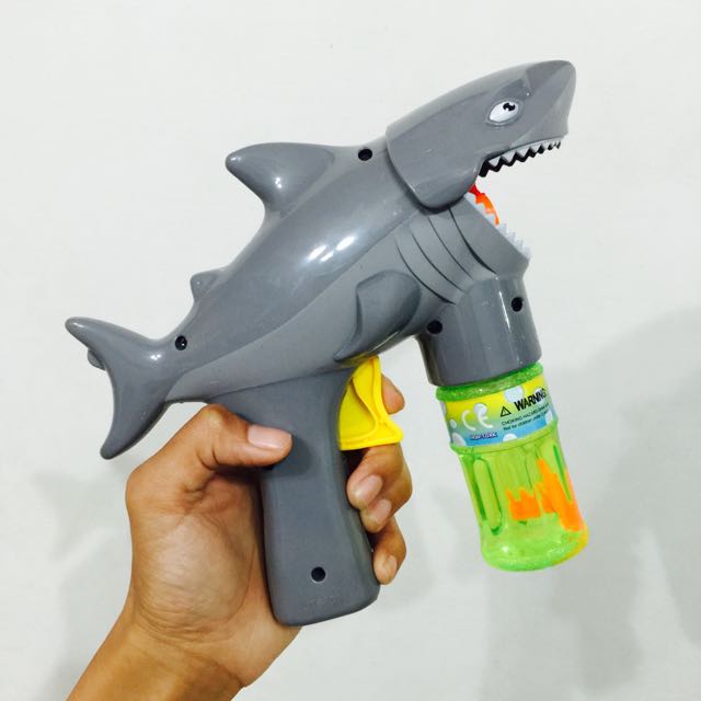 鲨鱼泡泡机