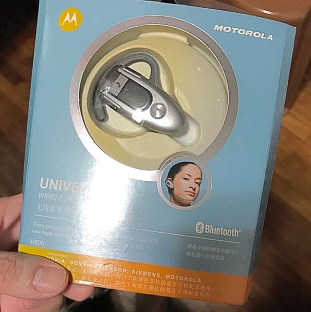 Brand New In Box Motorola H500 Bluetooth Headset Nickel