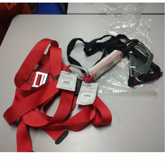 Camp Safety Full Body Harness with Lanyard and 1.5 m energy Shock