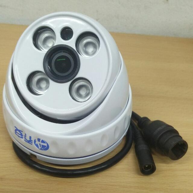 CCD Camera (Category: Cameras) located in Singapore. Submitted by ky.kyw (Listing ID 98050679, Image 3). Description: Brand new CCD camera Works with NVR not DVR Selling without power supply I have 2 units. Non-negotiable.